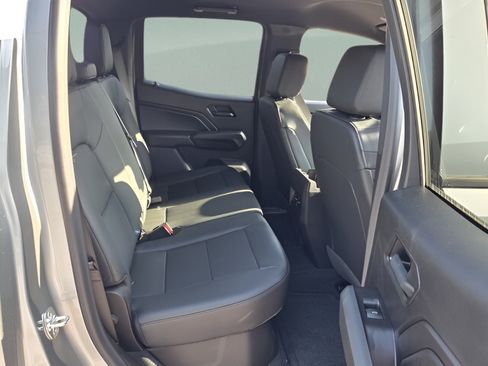 New 2026 Chevrolet Colorado Trail Boss AWD/4WD image 18