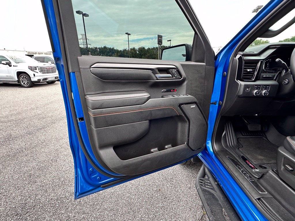 Certified 2023 GMC Sierra 1500 AT4 w/ AT4 Premium Package AWD/4WD image 23