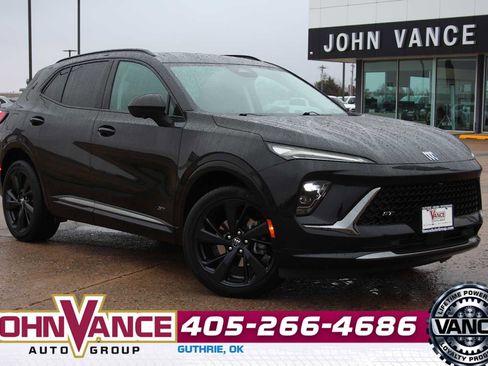 Used 2025 Buick Envision Sport Touring image 1