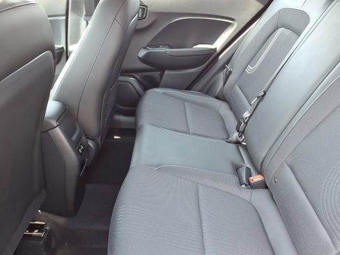 Certified 2025 Hyundai Venue Limited FWD image 8