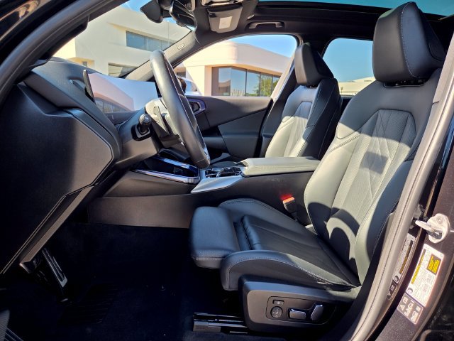 Used 2025 BMW X3 xDrive30i AWD/4WD image 9