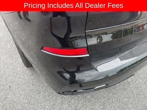 Used 2020 BMW X7 M50i w/ Dynamic Handling Package AWD/4WD image 16
