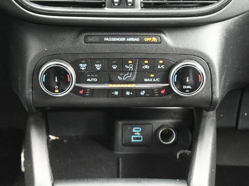 Used 2023 Ford Escape ST-Line AWD/4WD image 21
