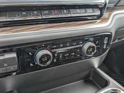 Used 2026 Chevrolet Silverado 1500 LT Trail Boss w/ Convenience Package II AWD/4WD image 20