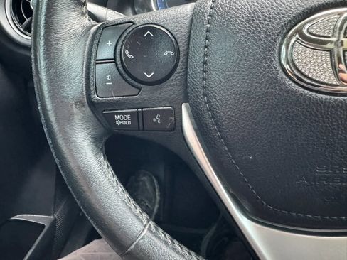 Used 2017 Toyota Corolla SE FWD image 27