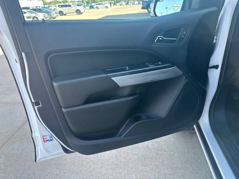 Used 2021 Chevrolet Colorado LT w/ Fleet Safety Package RWD image 6
