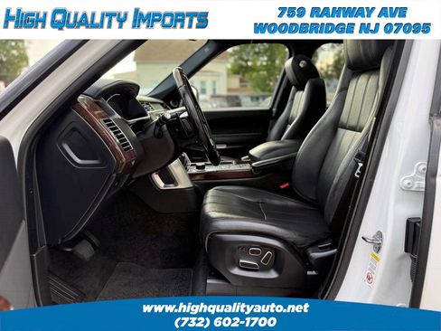 Used 2013 Land Rover Range Rover HSE AWD/4WD image 13