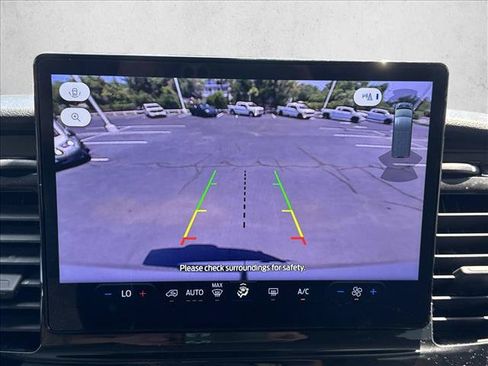 Used 2025 Ford Transit 350 XLT RWD image 13