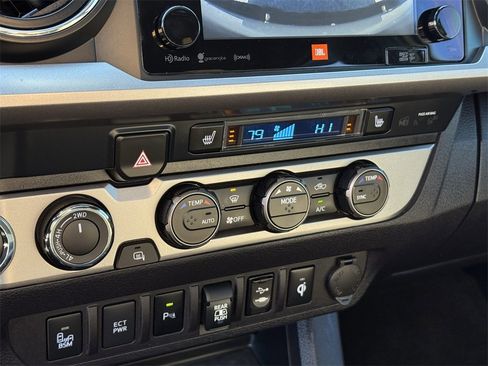 Used 2019 Toyota Tacoma Limited image 26