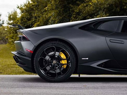 Used 2015 Lamborghini Huracan LP 610-4 image 18