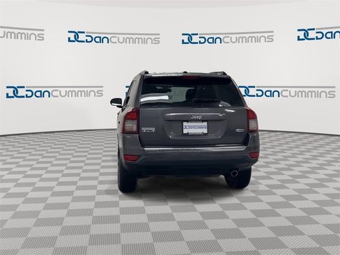 Used 2017 Jeep Compass High Altitude image 7