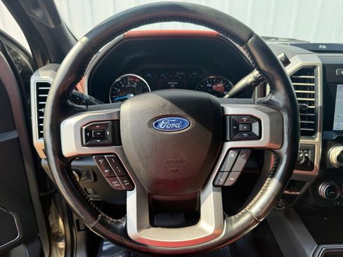 Used 2020 Ford F250 Platinum w/ FX4 Off-Road Package AWD/4WD image 13