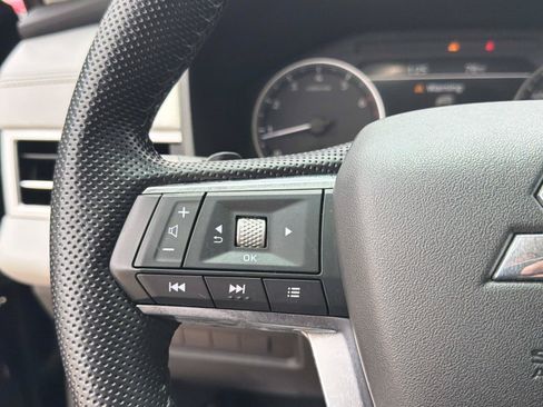 Used 2022 Mitsubishi Outlander SEL FWD image 18