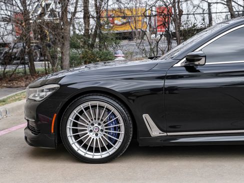 Used 2019 BMW ALPINA B7 xDrive ALPINA B7 xDrive Sedan 4D w/ Luxury Rear Seating Package image 12