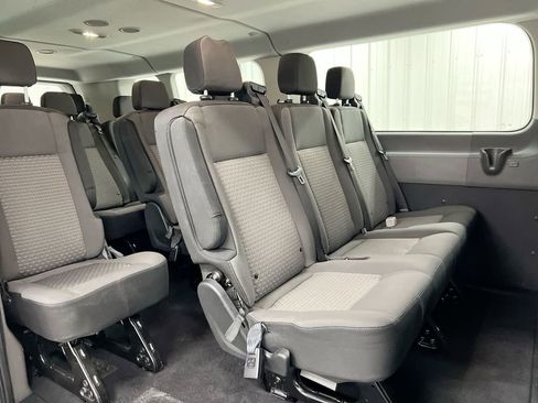 Used 2024 Ford Transit 350 XLT RWD image 22