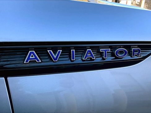 Used 2021 Lincoln Aviator Grand Touring w/ Equipment Group 302A image 9