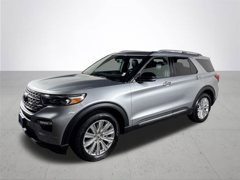 Used 2020 Ford Explorer Limited image 2
