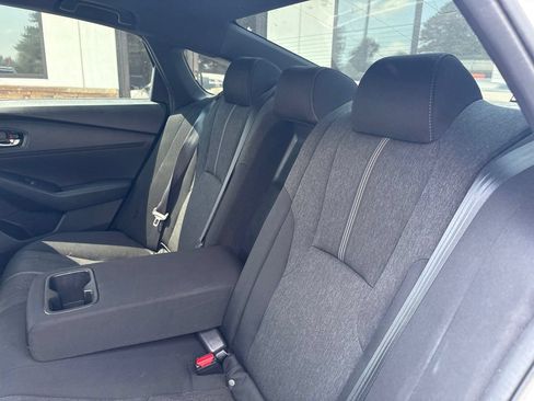 Used 2023 Honda Accord Sport image 4