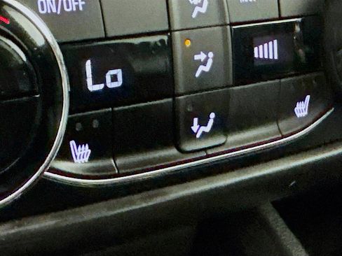 Used 2022 Chevrolet TrailBlazer ACTIV w/ Sun and Liftgate Package image 22