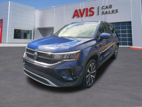 Used 2024 Volkswagen Taos SE image 1