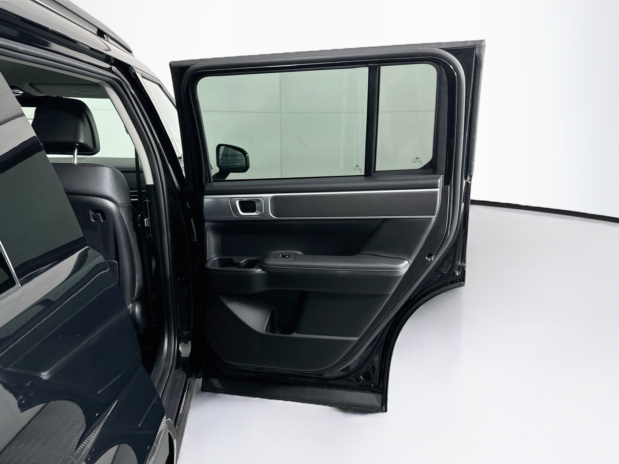 Used 2026 Hyundai Santa Fe SEL AWD/4WD image 32