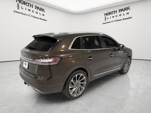 Used 2019 Lincoln Nautilus Reserve w/ Class II Trailer Tow Package FWD image 5
