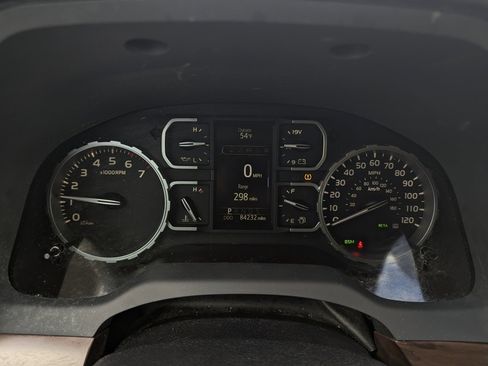 Used 2021 Toyota Tundra Limited image 2