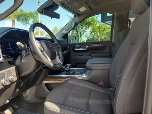Used 2024 Chevrolet Silverado 1500 RST RWD image 12