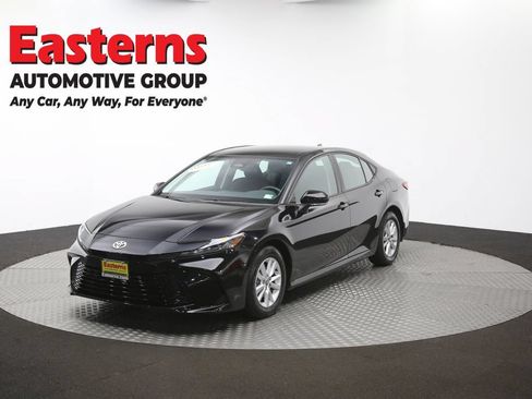 Used 2025 Toyota Camry LE FWD image 53