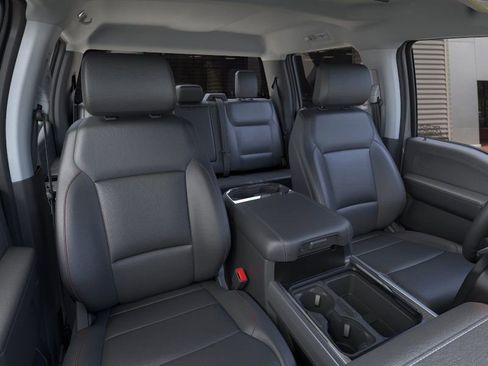 New 2026 Ford F250 Lariat w/ Black Appearance Package image 10