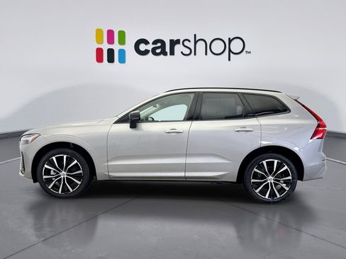 Used 2025 Volvo XC60 B5 Plus image 2