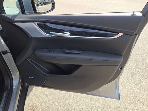 New 2025 Cadillac XT5 Premium Luxury w/ LPO, Floor Liner Package image 6