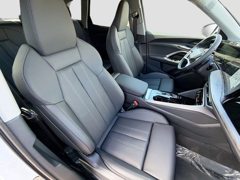 New 2025 Audi Q5 Premium Plus image 15