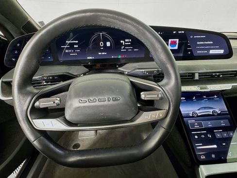 Used 2024 Lucid Air Touring image 11