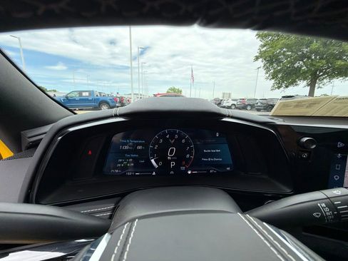 Used 2025 Chevrolet Corvette Z06 w/ Stealth Interior Trim Package RWD image 28