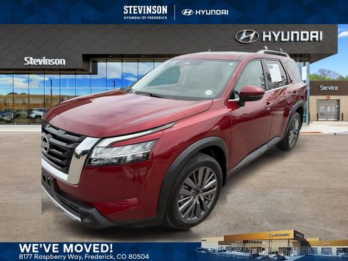 Used 2023 Nissan Pathfinder SL w/ SL Premium Package AWD/4WD image 1