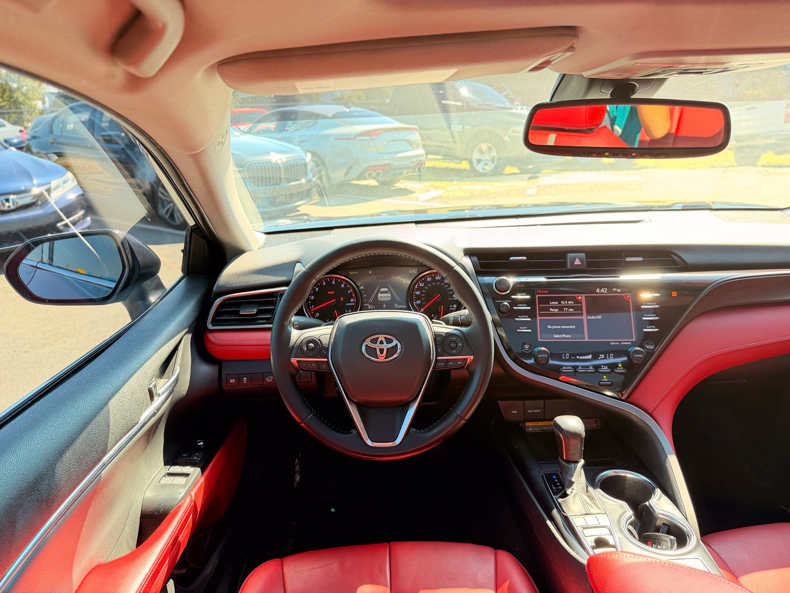 Used 2020 Toyota Camry XSE FWD image 38
