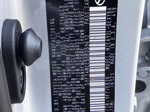 New 2026 Toyota Corolla XSE image 40