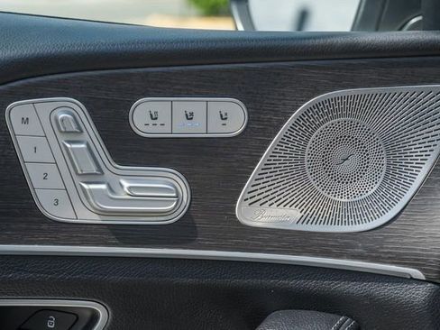 Used 2022 Mercedes-Benz GLS 450 4MATIC image 46