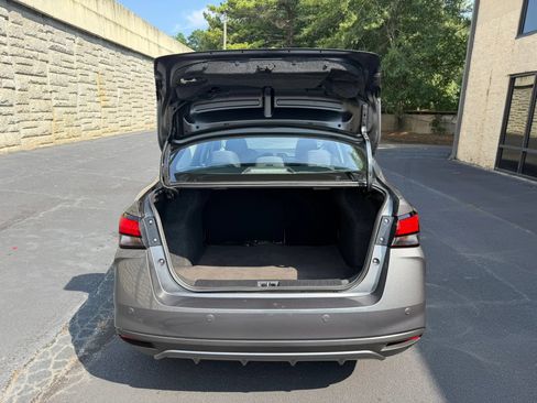 Used 2023 Nissan Versa SV FWD image 33