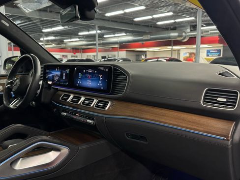 Used 2024 Mercedes-Benz GLS 63 AMG GLS 63 4MATIC Sport Utility 4D image 42
