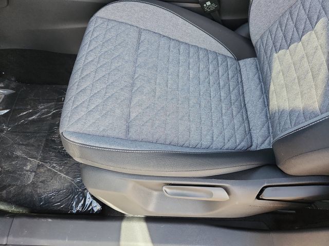 New 2026 Volkswagen Tiguan S AWD/4WD image 22
