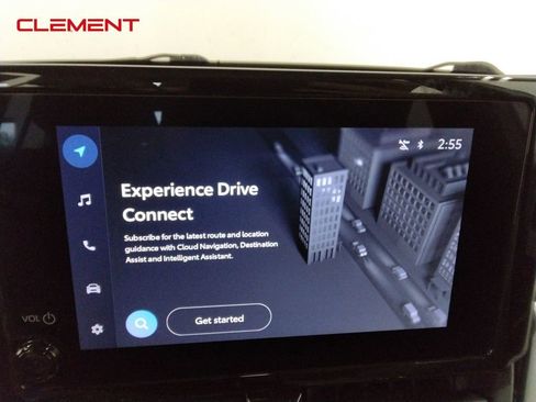 Used 2024 Toyota Corolla Cross L image 21