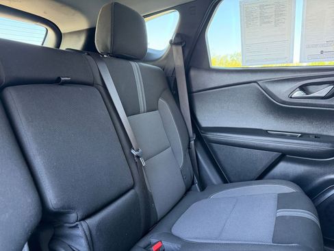 Used 2025 Chevrolet Blazer LT image 38