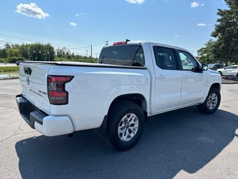 Certified 2024 Nissan Frontier SV w/ Technology Package AWD/4WD image 5