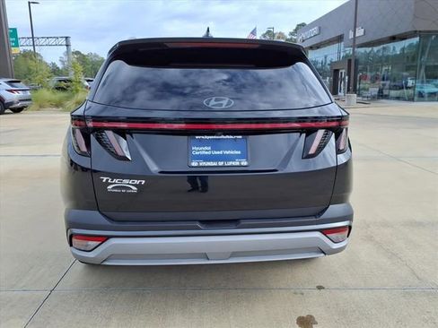 Certified 2025 Hyundai Tucson SEL image 3
