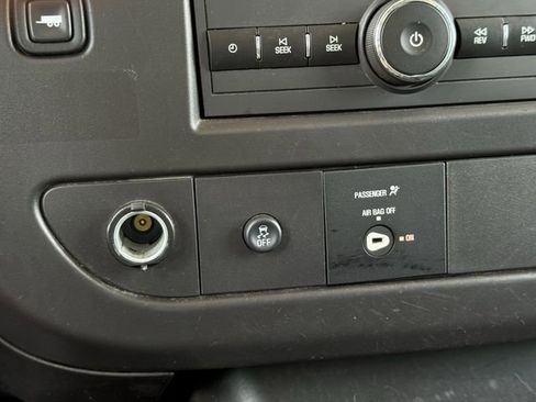 Used 2024 Chevrolet Express 2500 w/ Driver Convenience Package RWD image 14