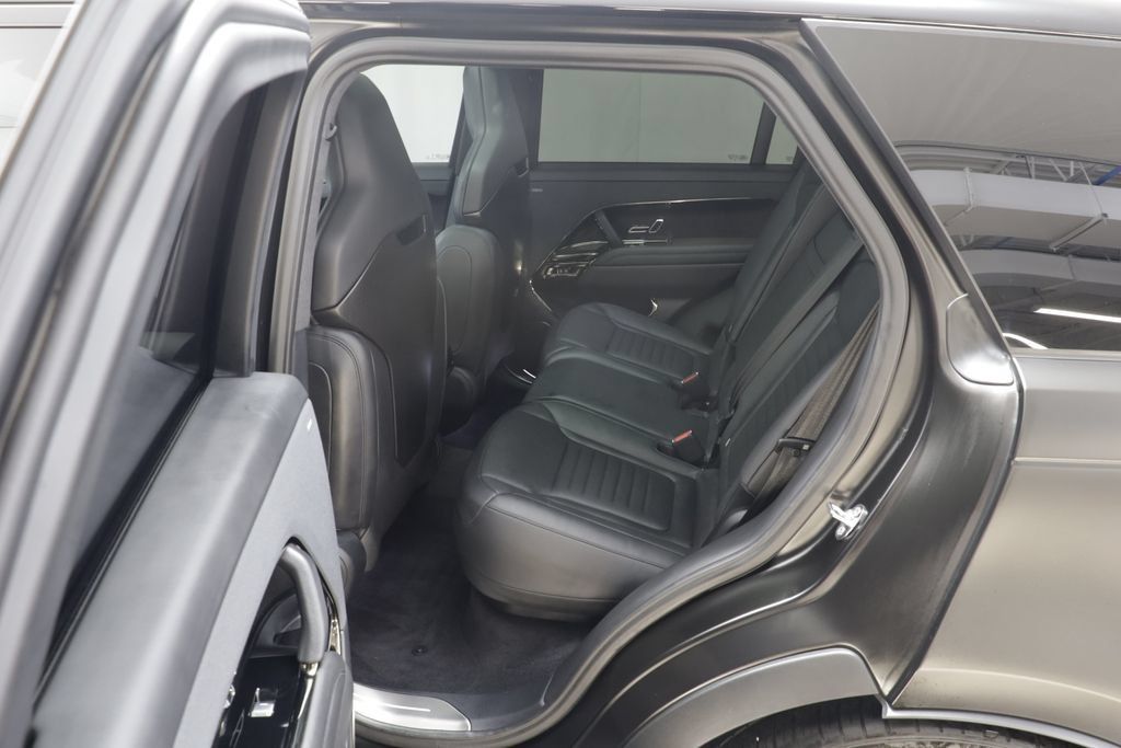 Used 2024 Land Rover Range Rover Sport AWD/4WD image 15
