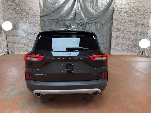 Used 2023 Ford Escape Active FWD image 6