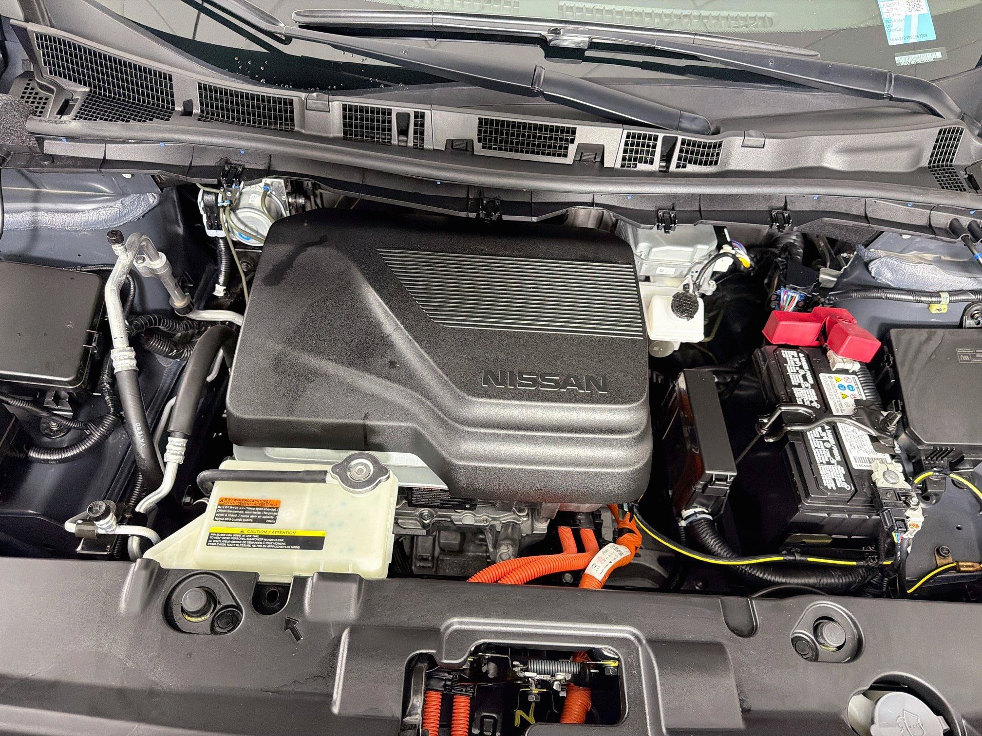 Used 2025 Nissan Leaf S FWD image 31